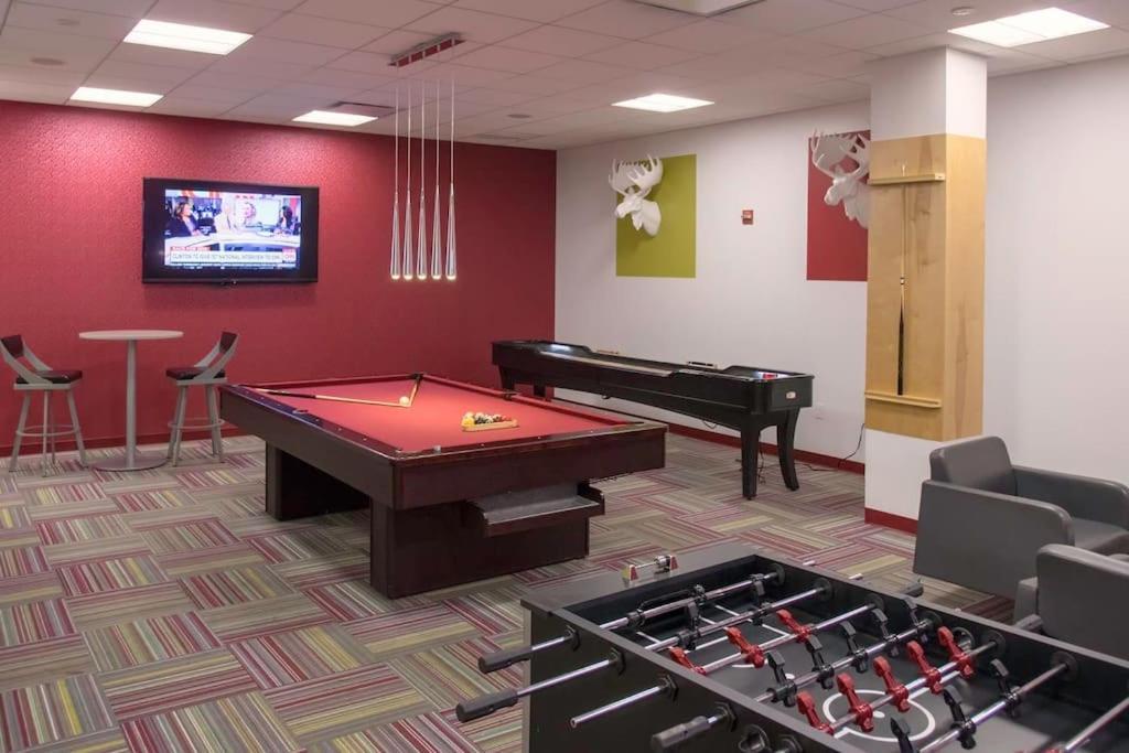 Charming Apartment At Crystal City With Amazing Amenities Arlington Exterior foto